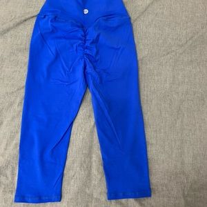 Legging Capri  scrunch butt  de Booteca